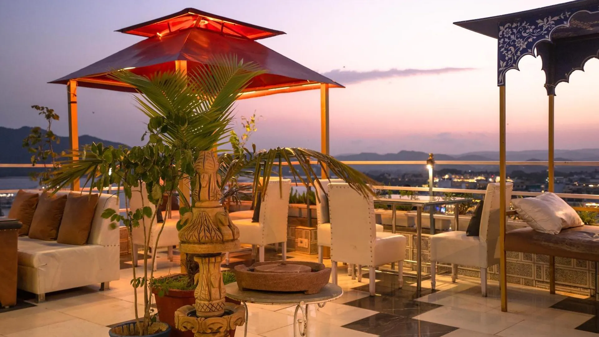 The Lake View Hotel- On Lake Pichola Udaipur Hotel