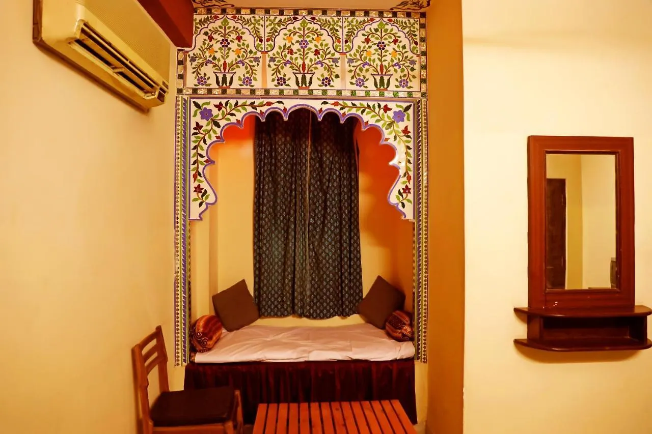 The Lake View Hotel- On Lake Pichola Udaipur India